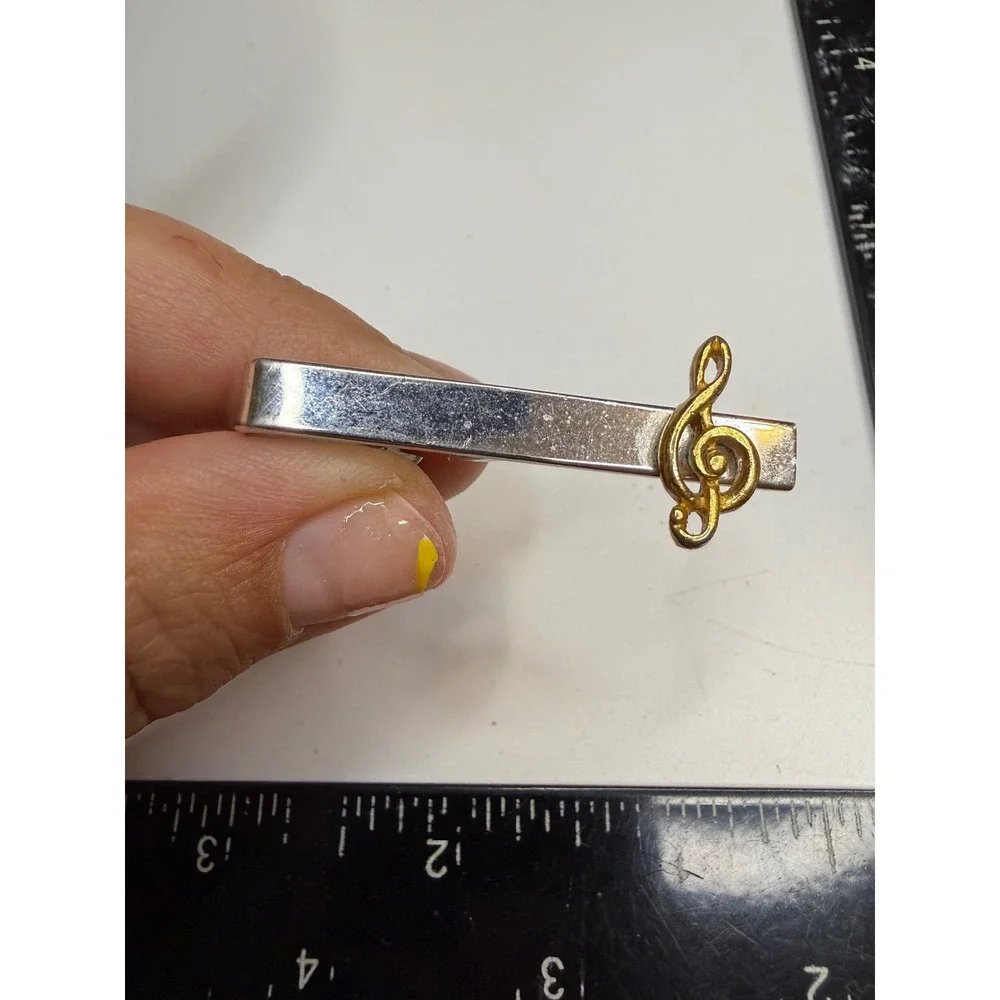 Shields Silver Tone Tie Clip Gold Treble Clef Music Note Mens Accessory